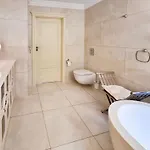 Visit Baltic - Royal Apartman